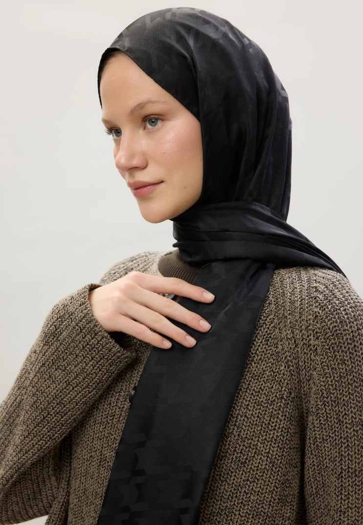 Crowbar Jacquard Scarf – Tuuby