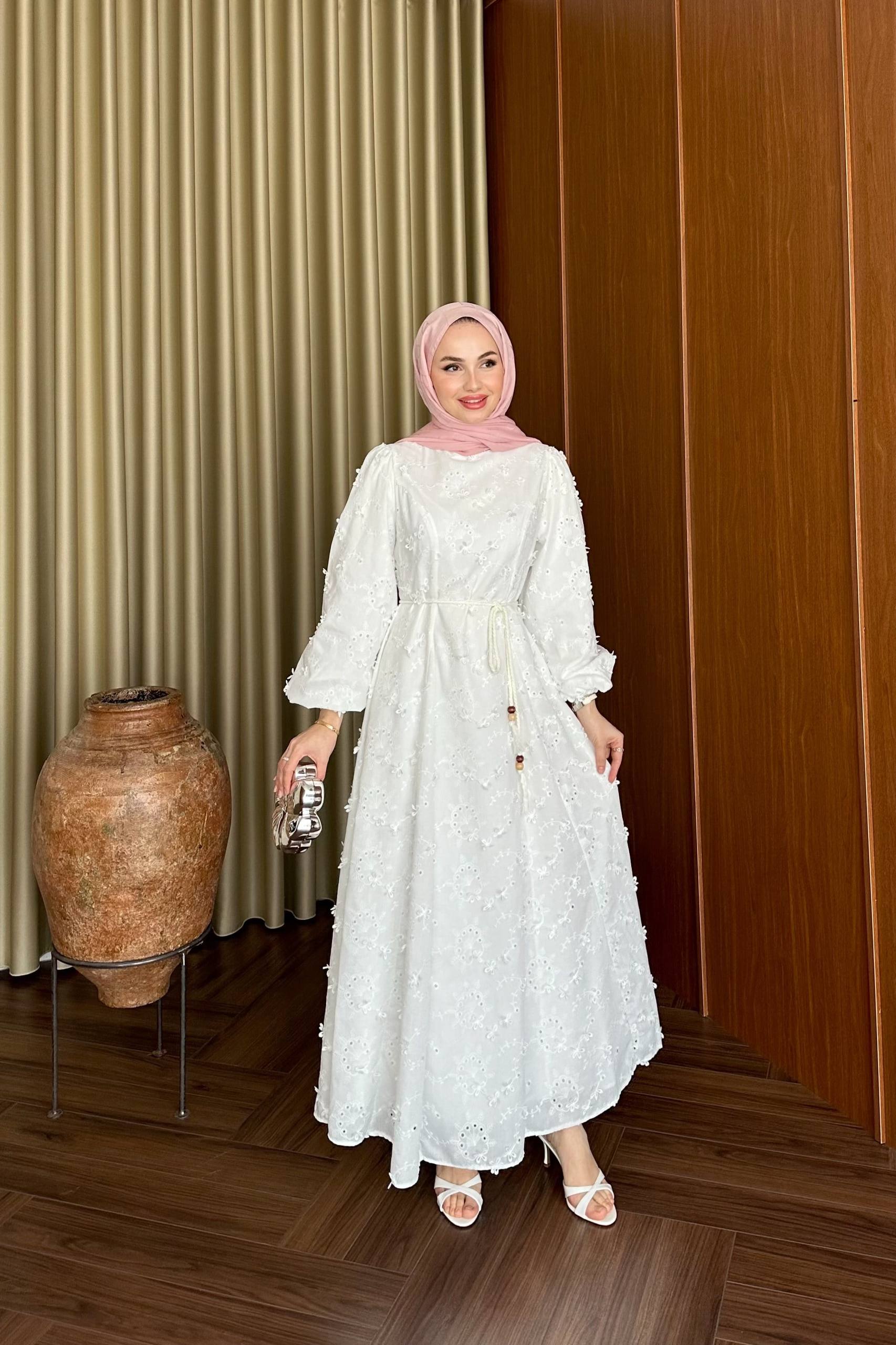Elaris Embroidered White Dress