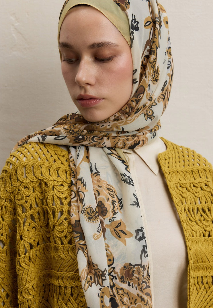 Wild Flora Pattern Scarf
